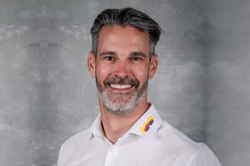 Steinauer-Kanalservice_Portrait_Team_Huerlimann-Reto.jpg Steinauer-Kanalservice_Portrait_Team_Huerlimann-Reto.jpg