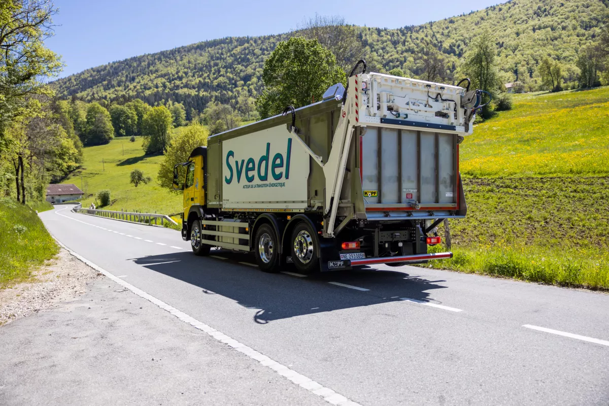 Svedel 3_eve534znkcmb.jpg Svedel 3_eve534znkcmb.jpg